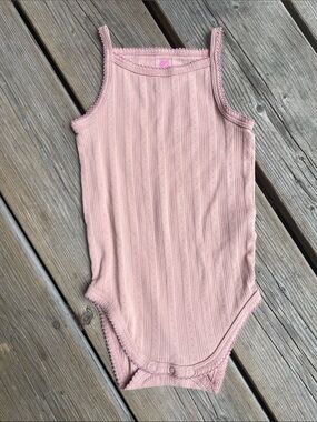 HEMA 18-24M Dusty Pink Ribbed Pointelle Tank Bodysuit with Scallop Edge